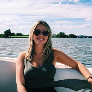 Meet your Posher, Emma